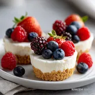 Cute Mini Cheesecakes: Perfectly Creamy and Berry Topped