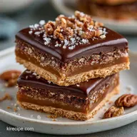 Graham Cracker Toffee Bars with Pecans